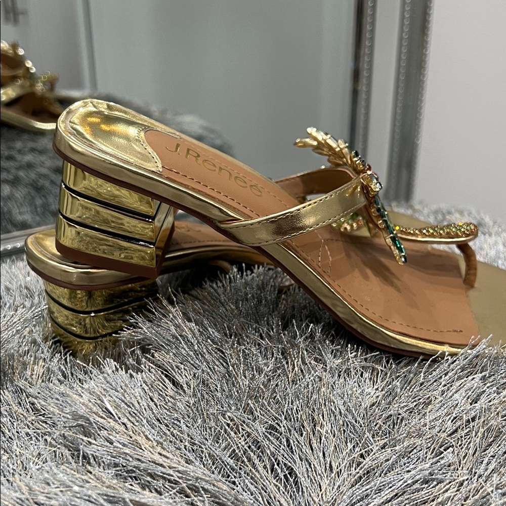 J.Renee Gold Sandals with Palm Tree Design - Picture 2 of 4